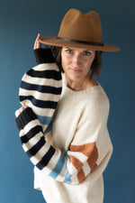 Loraine Multi Color Sleeve