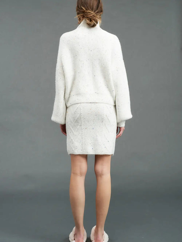 
                
                    Load image into Gallery viewer, Levi Marled - Sweater Pullover
                
            
