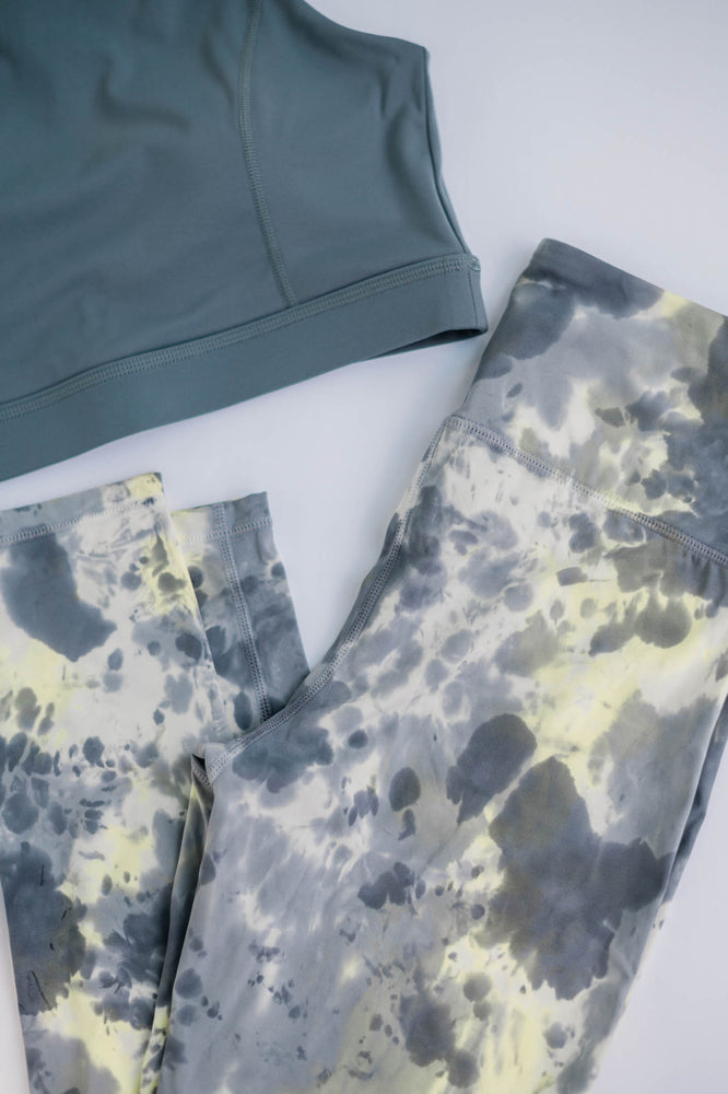 Galaxy Tie-Dye Highwaist Leggings