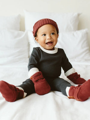 Knit Stay-On Boots - Hot Cocoa